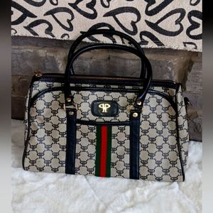 NWOT UNIQUE Tote Bag/Over Shoulder Bag/Crossbody Bag✨️🎉